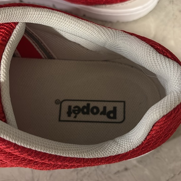 Propel Shoes, 8 Wide - Picture 8 of 8